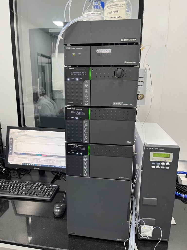Chromatography instruments and workstation in the analytical laboratory