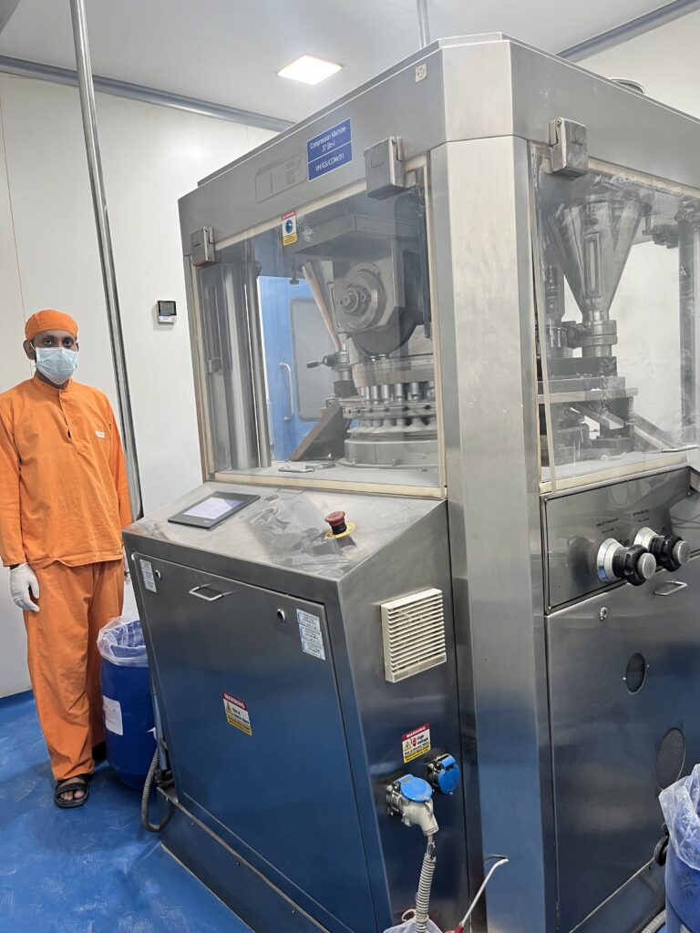 Tablet compression machine running at the Dabkori plant